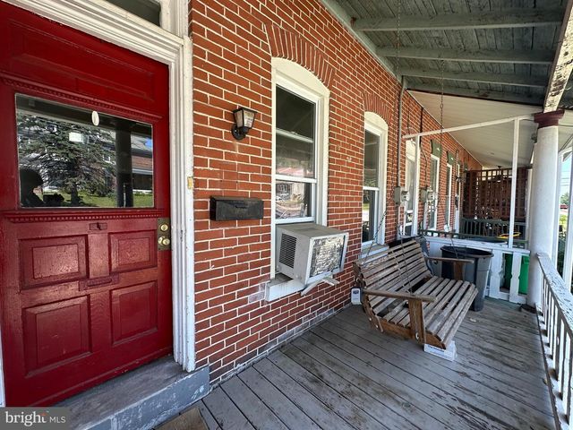 133 N 3RD AVE, Royersford, PA 19468