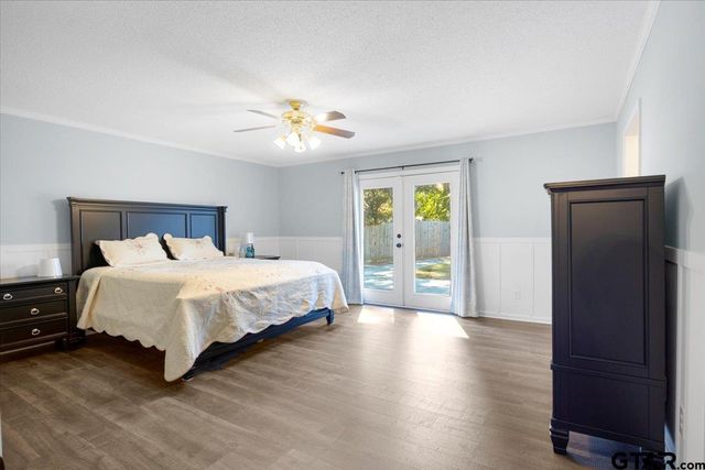 1004 Oakwood Dr, Longview, TX 75604