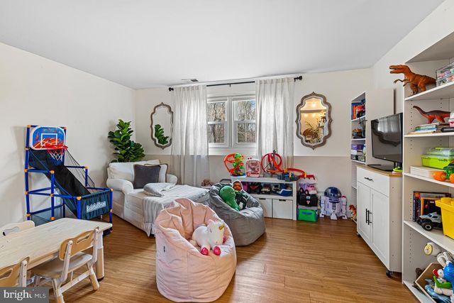 1555 FIELDWOOD RD, Southampton, PA 18966