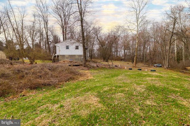 1555 FIELDWOOD RD, Southampton, PA 18966