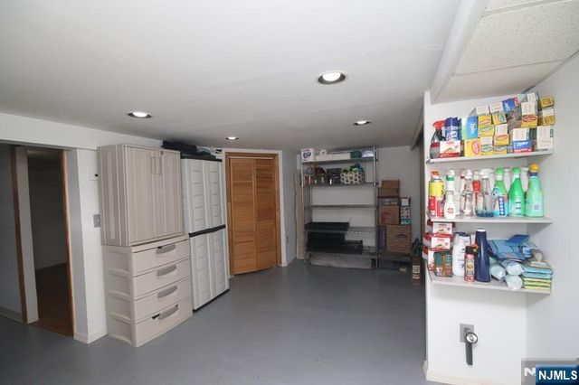 31 Colling Avenue, Rochelle Park, NJ 07662
