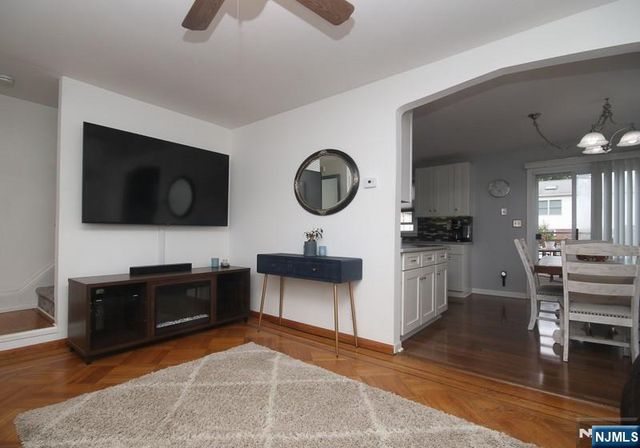 31 Colling Avenue, Rochelle Park, NJ 07662