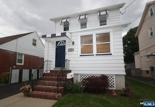 31 Colling Avenue, Rochelle Park, NJ 07662