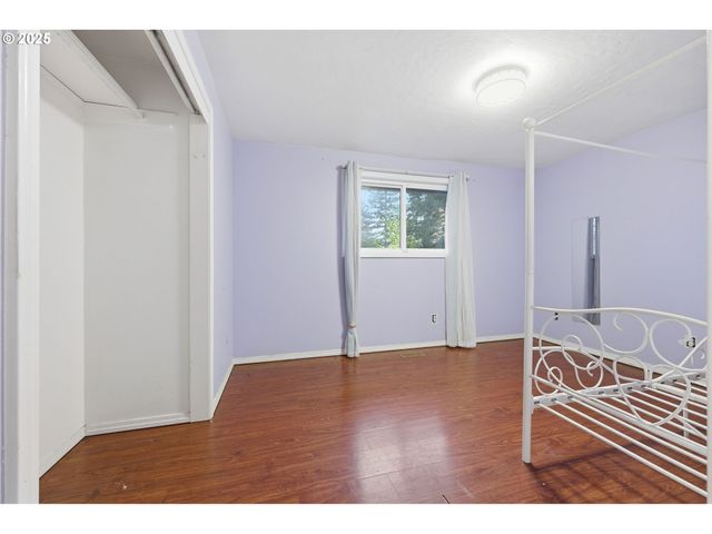 13228 Se BROOKLYN Ct, Portland, OR 97236