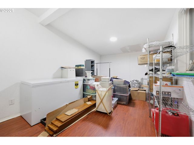 13228 Se BROOKLYN Ct, Portland, OR 97236