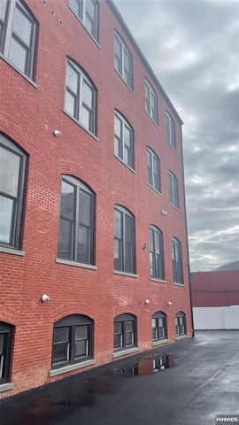 38 Mill Street, Paterson, NJ 07501