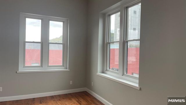 38 Mill Street, Paterson, NJ 07501