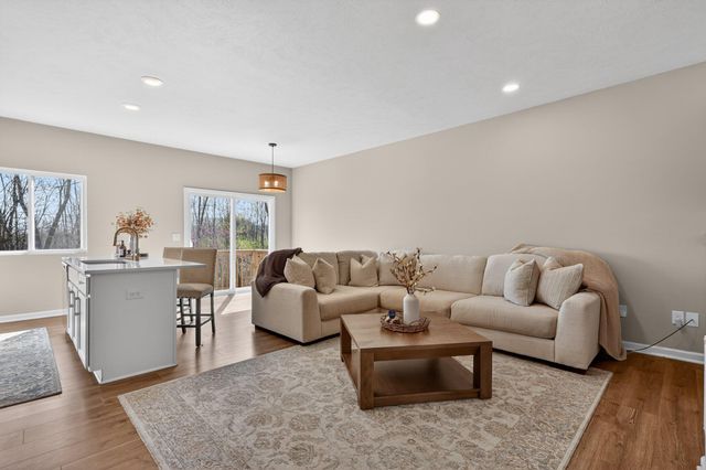 4628 Glen Haven Drive Se, City Of Kentwood, MI 49512