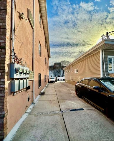 2266 Seward Avenue, Bronx, NY 10473