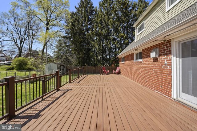 7526 HENRY AVE, Philadelphia, PA 19128