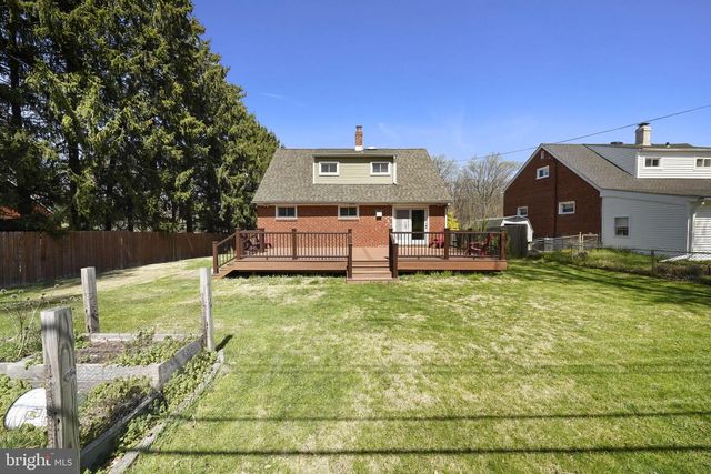 7526 HENRY AVE, Philadelphia, PA 19128