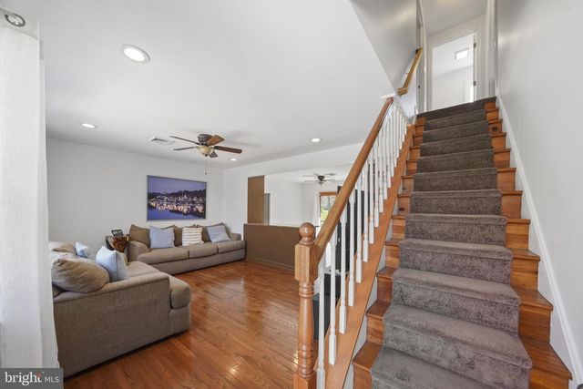 7526 HENRY AVE, Philadelphia, PA 19128