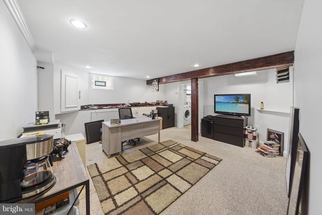 7526 HENRY AVE, Philadelphia, PA 19128