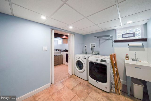 7526 HENRY AVE, Philadelphia, PA 19128