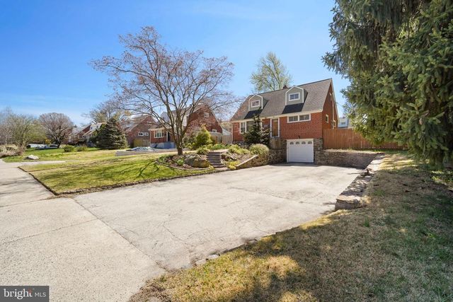 7526 HENRY AVE, Philadelphia, PA 19128