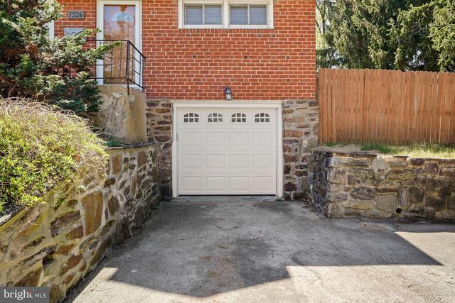 7526 HENRY AVE, Philadelphia, PA 19128