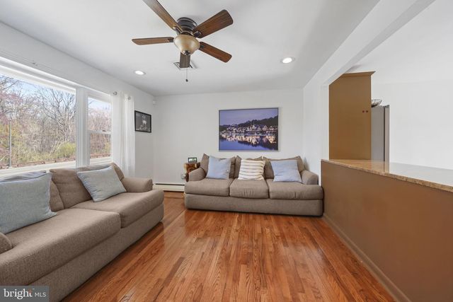 7526 HENRY AVE, Philadelphia, PA 19128