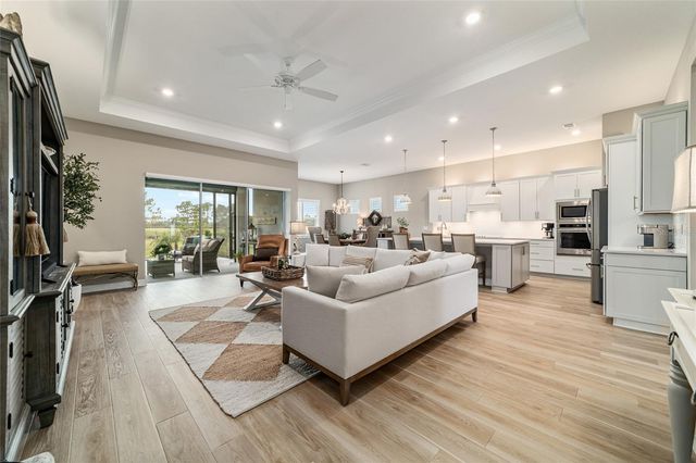 8606 SW 61ST LOOP, Ocala, FL 34481