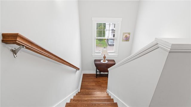 724 Centerville Road 8, Warwick, RI 02886