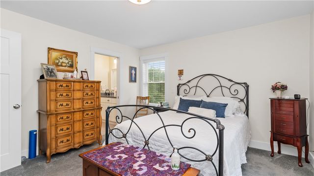 724 Centerville Road 8, Warwick, RI 02886