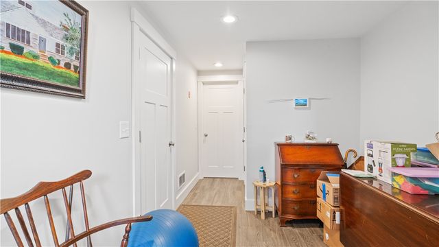 724 Centerville Road 8, Warwick, RI 02886
