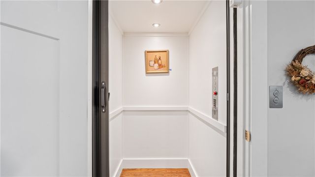 724 Centerville Road 8, Warwick, RI 02886