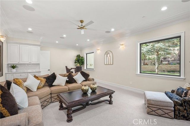 39055 N Shore Drive, Fawnskin, CA 92333