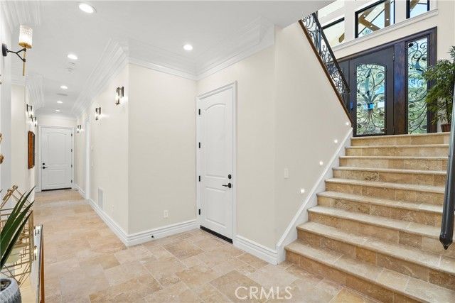 39055 N Shore Drive, Fawnskin, CA 92333