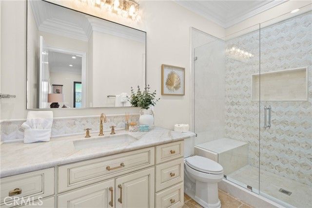 39055 N Shore Drive, Fawnskin, CA 92333