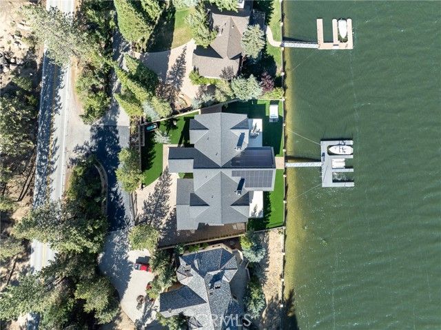 39055 N Shore Drive, Fawnskin, CA 92333