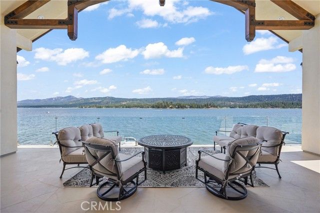 39055 N Shore Drive, Fawnskin, CA 92333