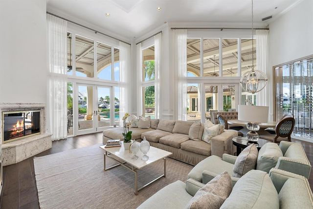 193 Spyglass Court, Jupiter, FL 33477