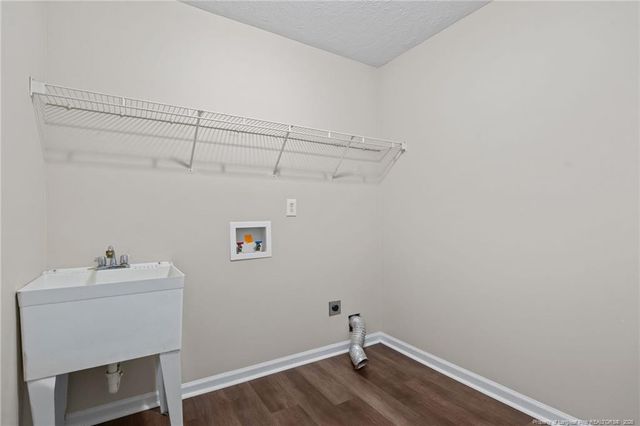 3596 Pioneer Drive, Hope Mills, NC 28348