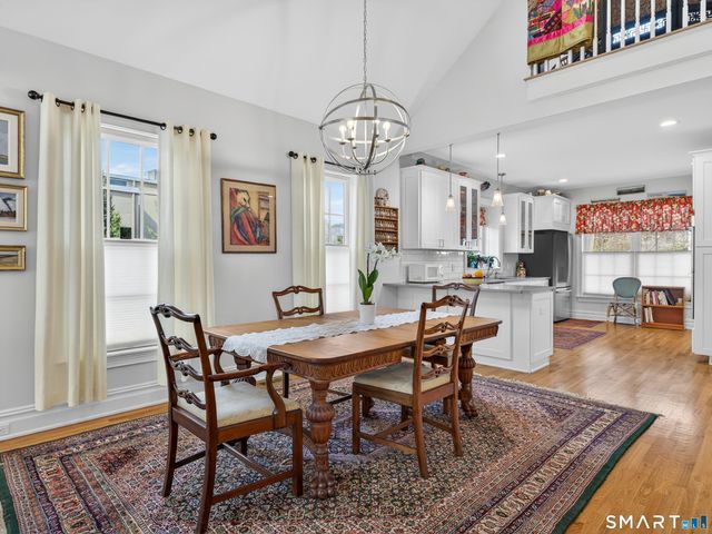 25 Sheffield Street 7, Old Saybrook, CT 06475