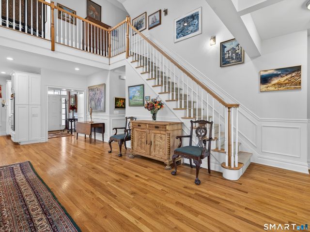 25 Sheffield Street 7, Old Saybrook, CT 06475