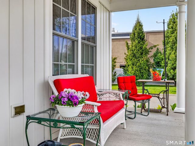 25 Sheffield Street 7, Old Saybrook, CT 06475