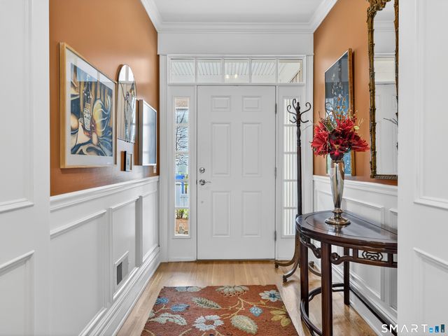 25 Sheffield Street 7, Old Saybrook, CT 06475