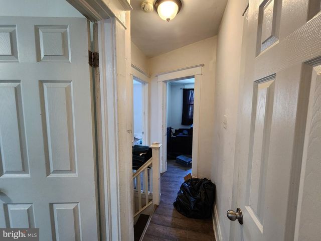 525 SHERIDAN AVE, Baltimore, MD 21212