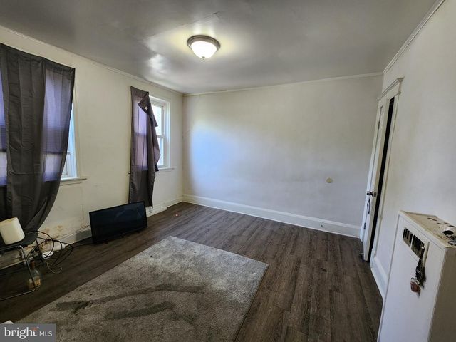525 SHERIDAN AVE, Baltimore, MD 21212
