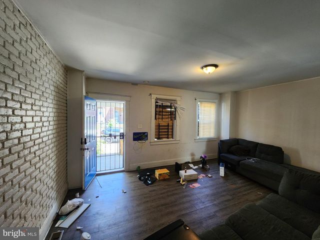 525 SHERIDAN AVE, Baltimore, MD 21212