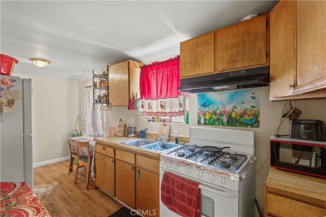 544 Keenan Avenue, Los Angeles, CA 90022