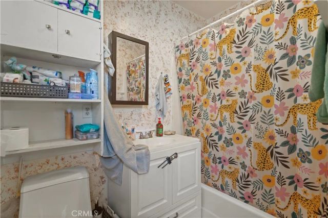 544 Keenan Avenue, Los Angeles, CA 90022