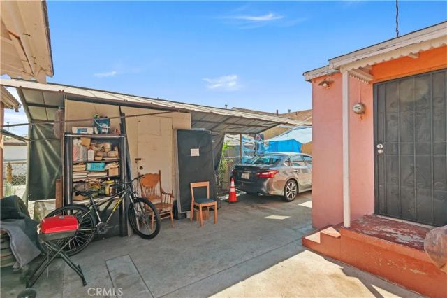 544 Keenan Avenue, Los Angeles, CA 90022