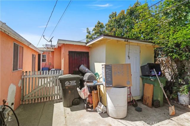 544 Keenan Avenue, Los Angeles, CA 90022