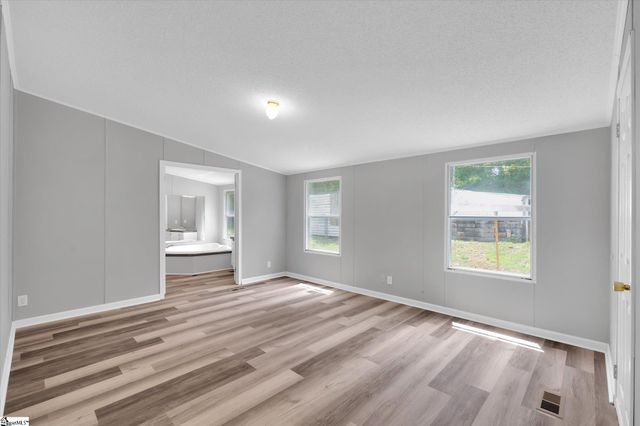 315 Calina Heights, Spartanburg, SC 29651