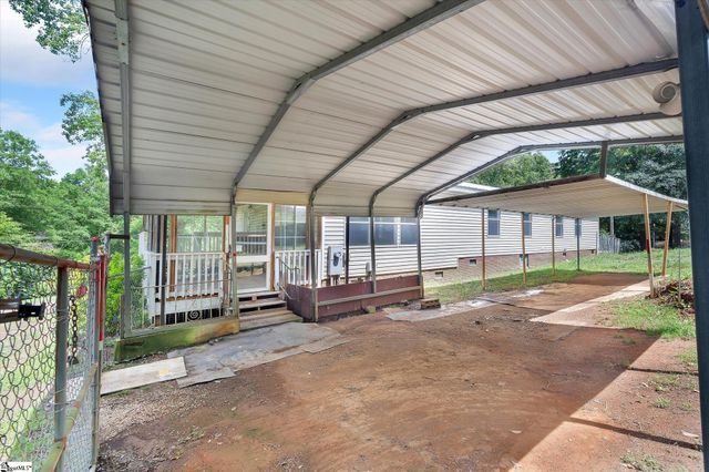 315 Calina Heights, Spartanburg, SC 29651