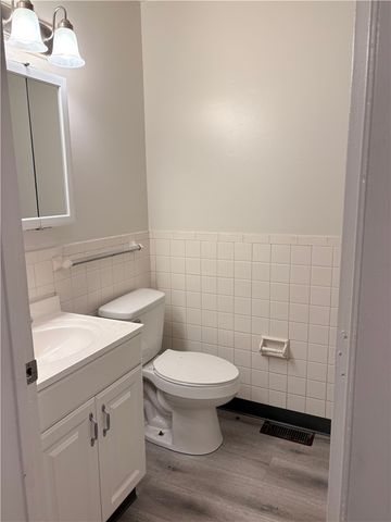 201 Jamestown B, Washington Twp, OH 45458