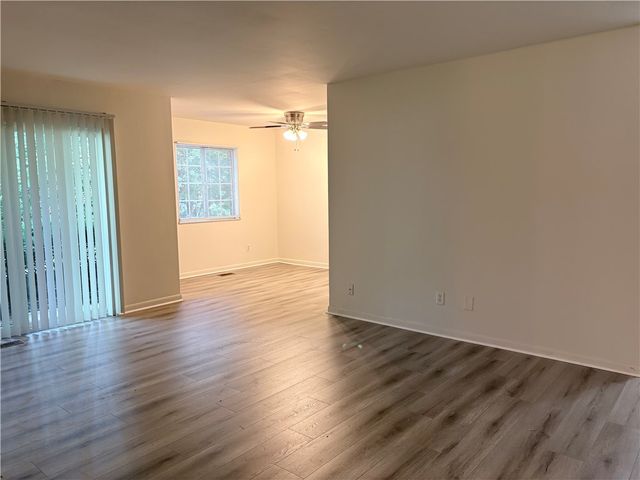 201 Jamestown B, Washington Twp, OH 45458