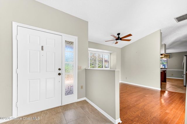 810 Parkside Place 810, Indian Harbour Beach, FL 32937