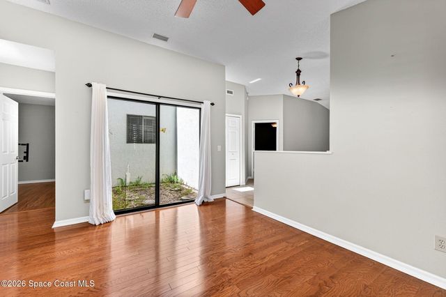 810 Parkside Place 810, Indian Harbour Beach, FL 32937